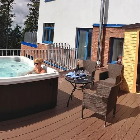 Polar بيت ضيافة Štrbské Pleso